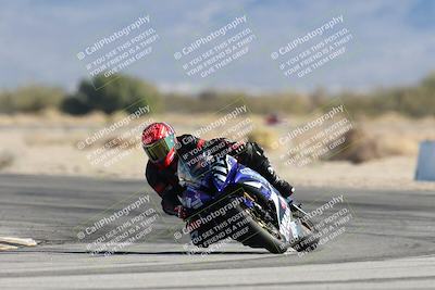 media/Dec-07-2025-CVMA (Sun) [[3e7d2de5dc]]/Race 4-Supersport Middleweight/